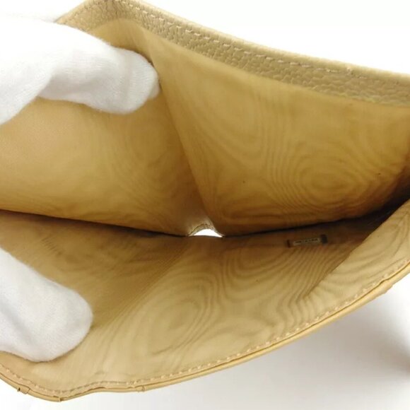 Authenticity guaranteed CHANEL tri-fold wallet Coco Mark beige caviarskin USED - Picture 8 of 10